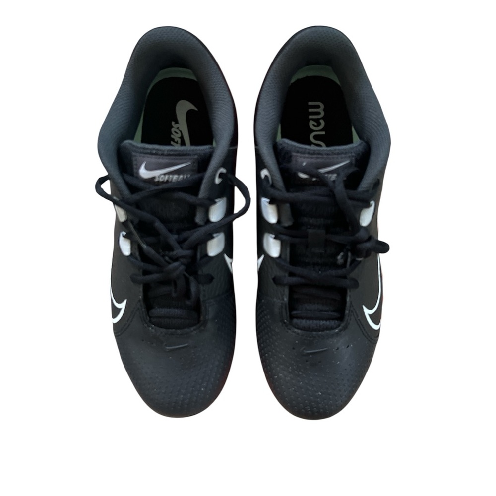 Nike Hyperdiamond 4 Pro Softball Cleats Size 7 Women's‎ NEW